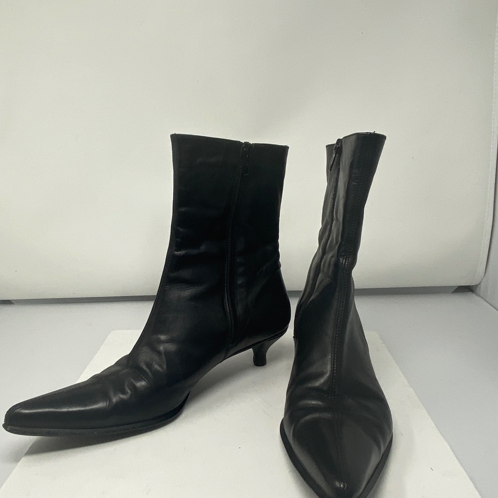 Black Pointy Toe Leather Ankle Boots